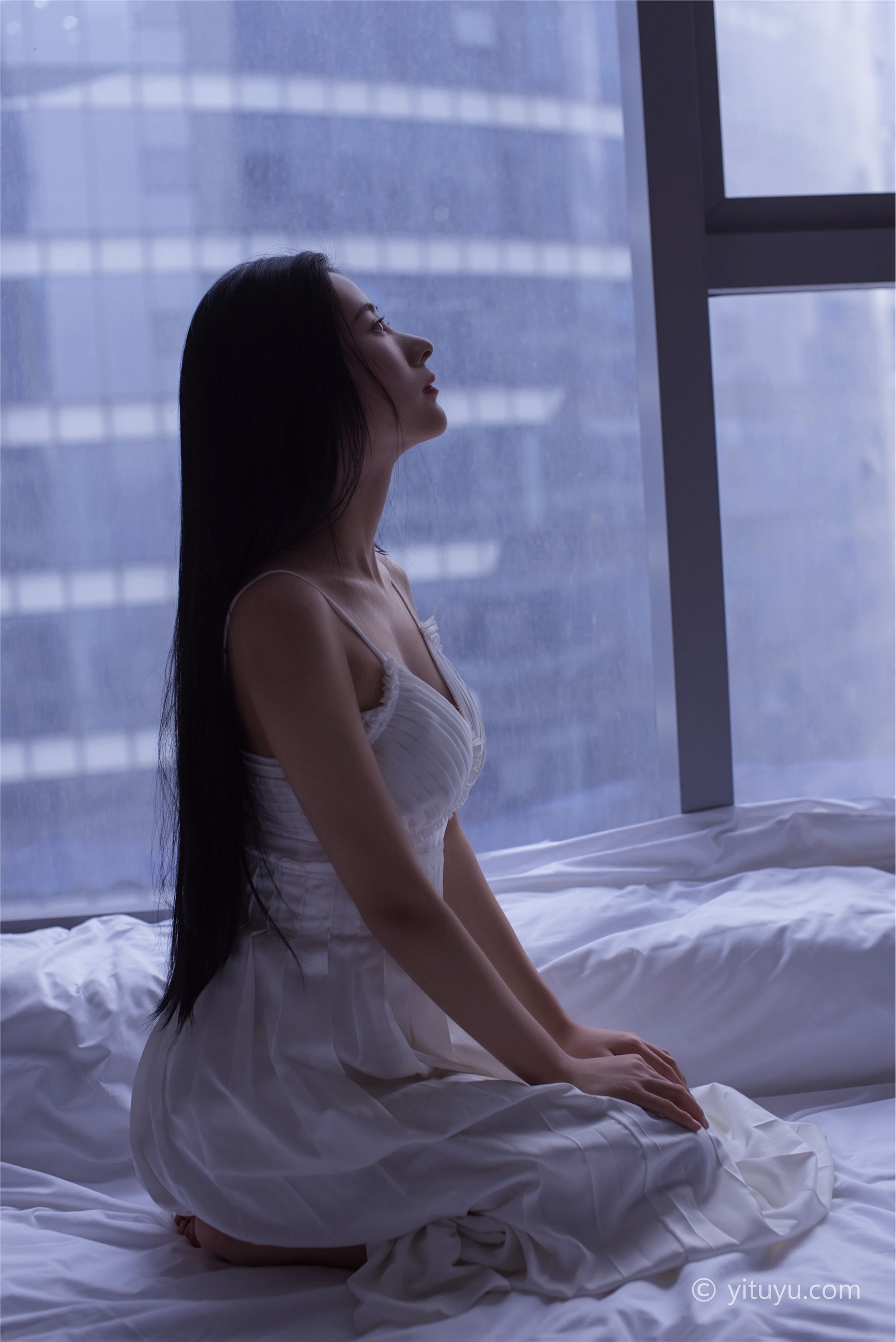 YITUYU艺图语 2021.08.16 分手前 颖儿